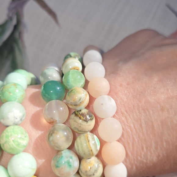 🐰SALE🐰 10mm Matte Pink Adventurine Bracelet - Picture 10 of 10